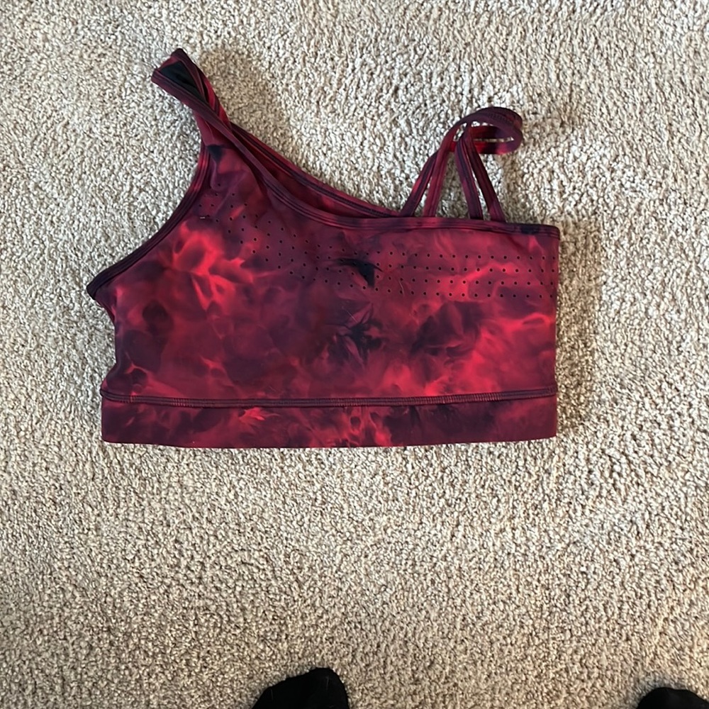 Sports bra